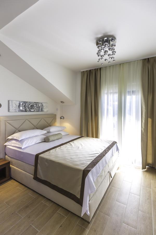 Lux Apartments Petar Baska Voda Bagian luar foto